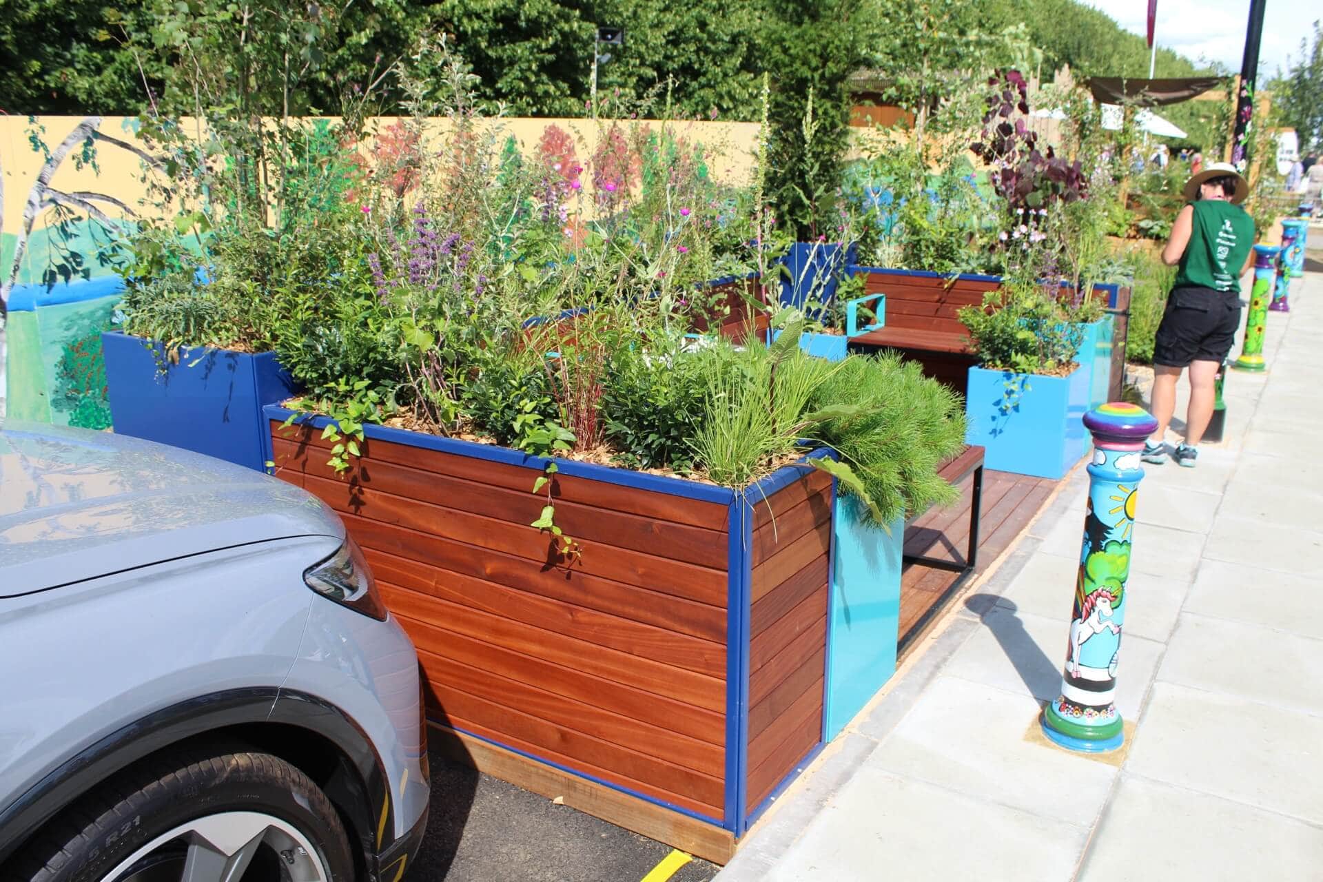 Walton Parklet and Street Furniture