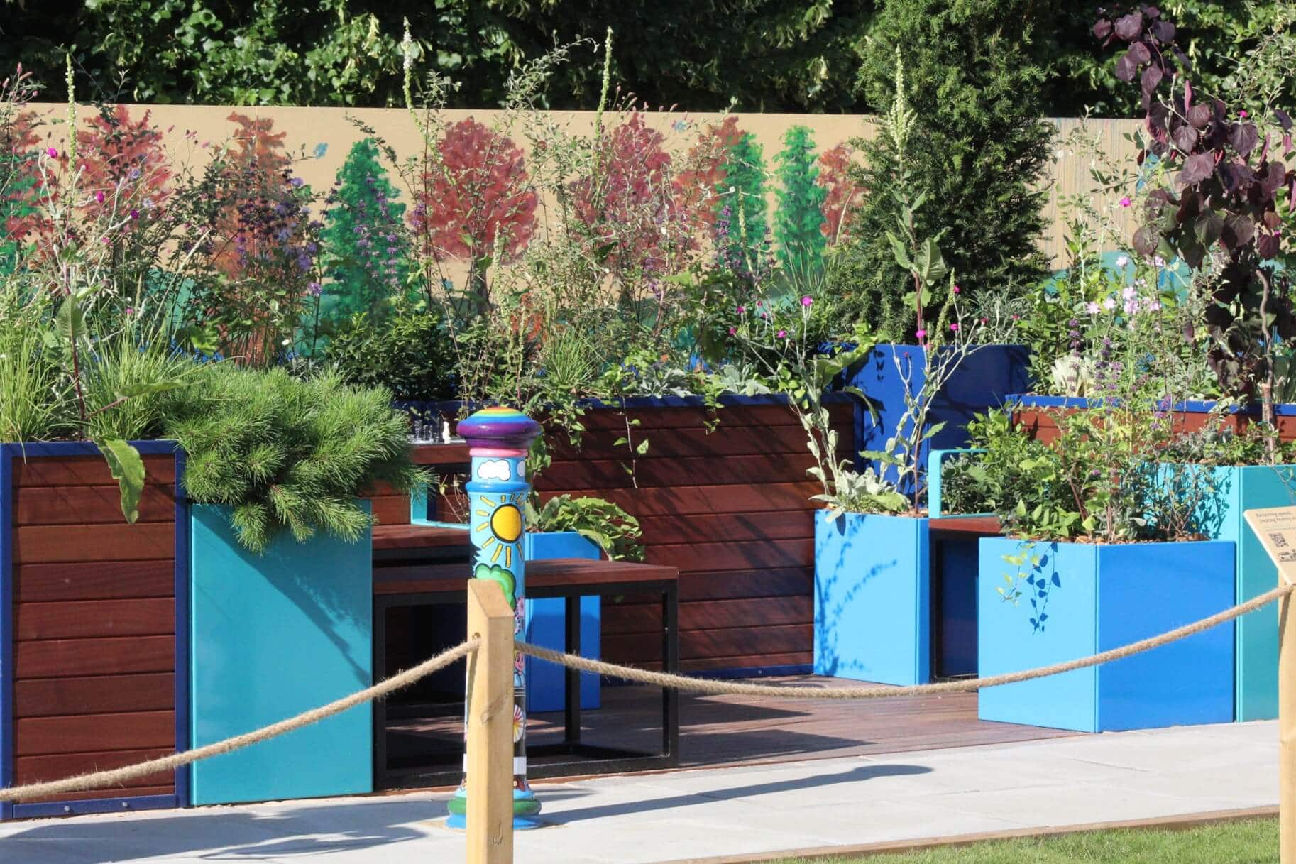 Walton Parklet and Street Furniture