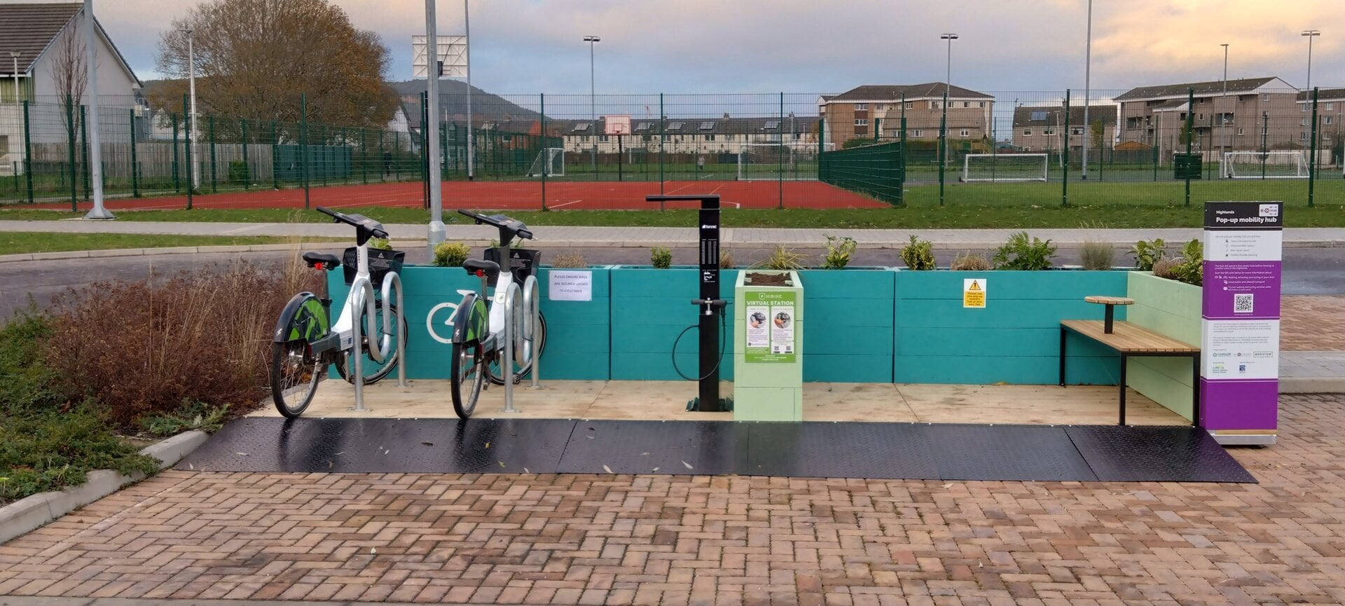 CoMo Pop-up Mobility Hubs