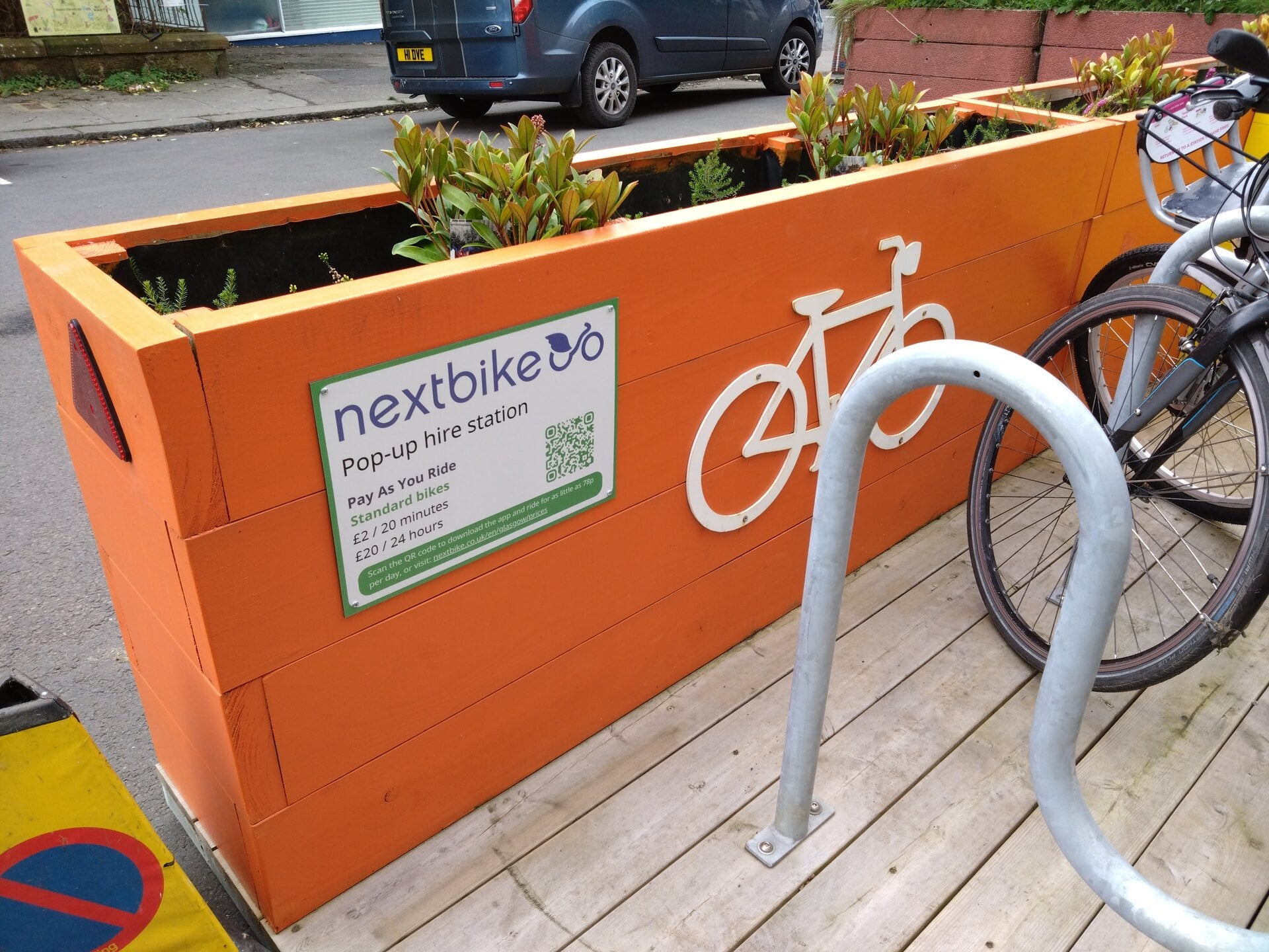 CoMo Pop-up Mobility Hubs