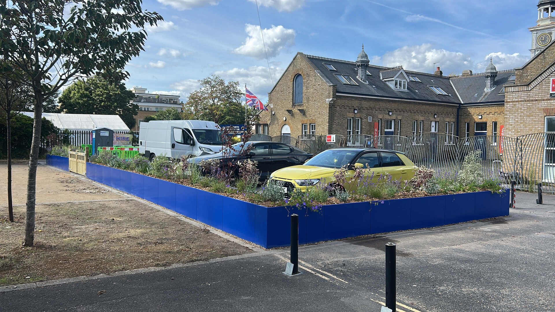 Redlees Park Hybrid SuDS Planters
