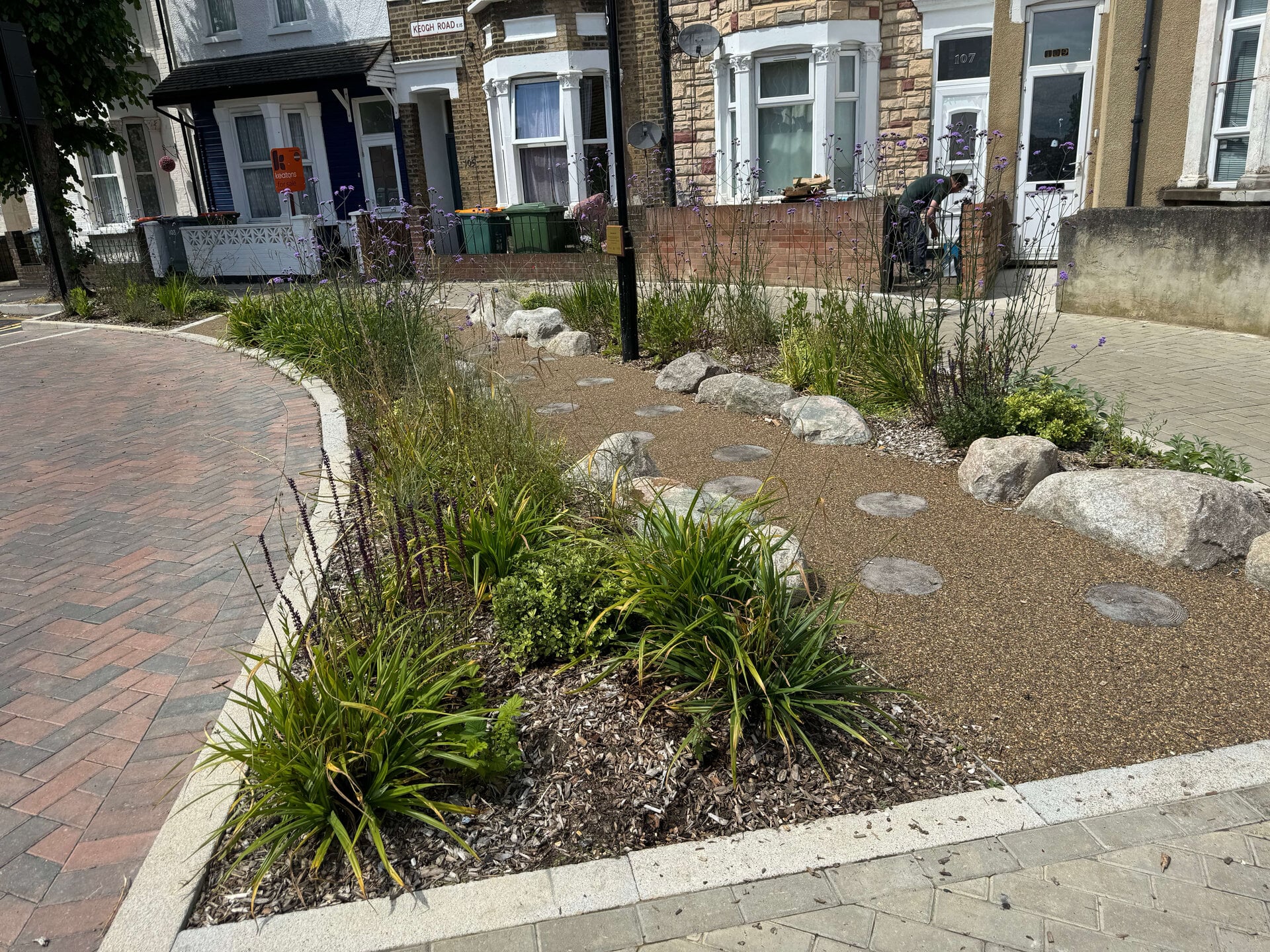 Keogh Road Rain Gardens