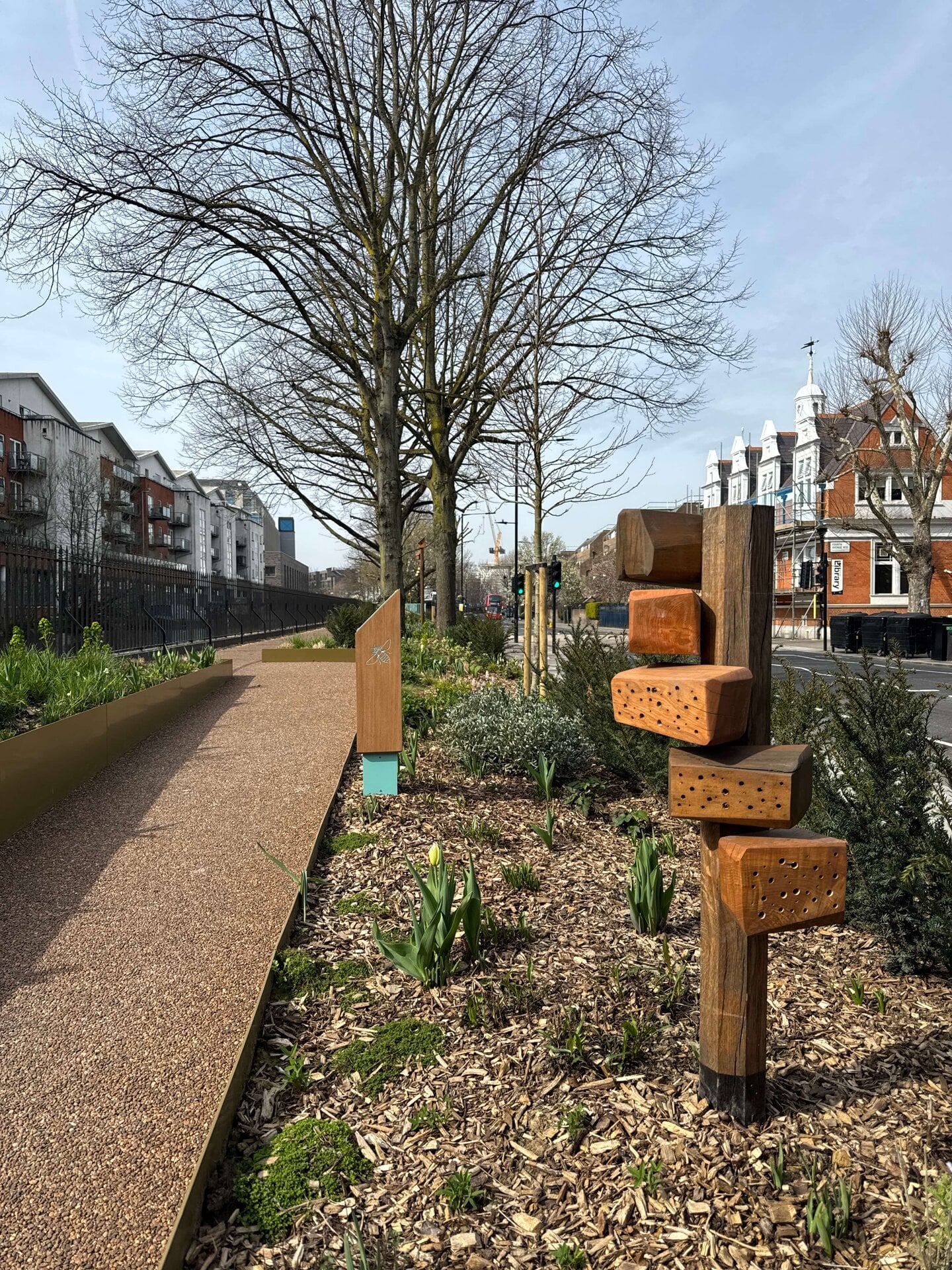 Queen's Park Canalside