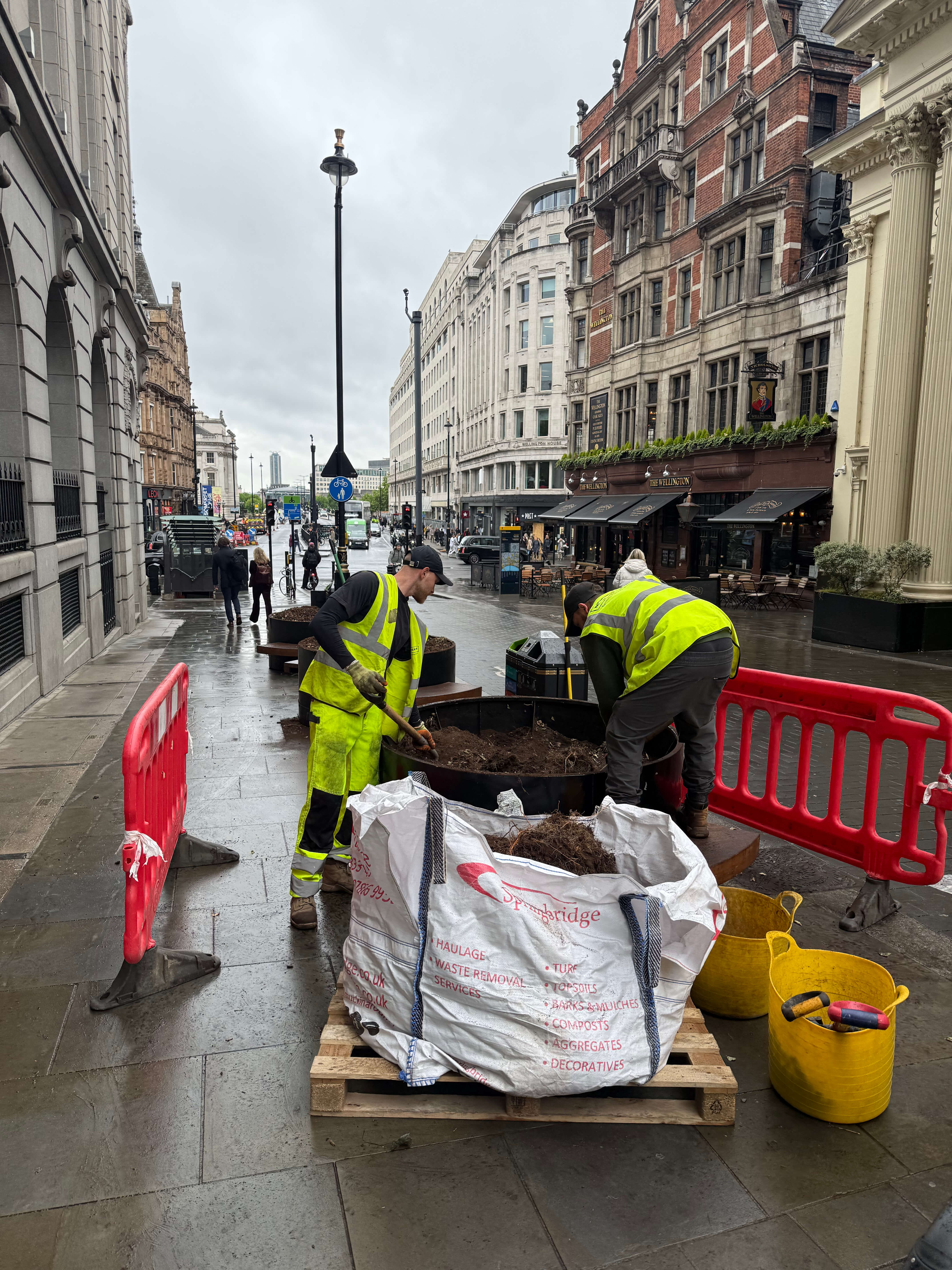 Lyceum Theatre planters