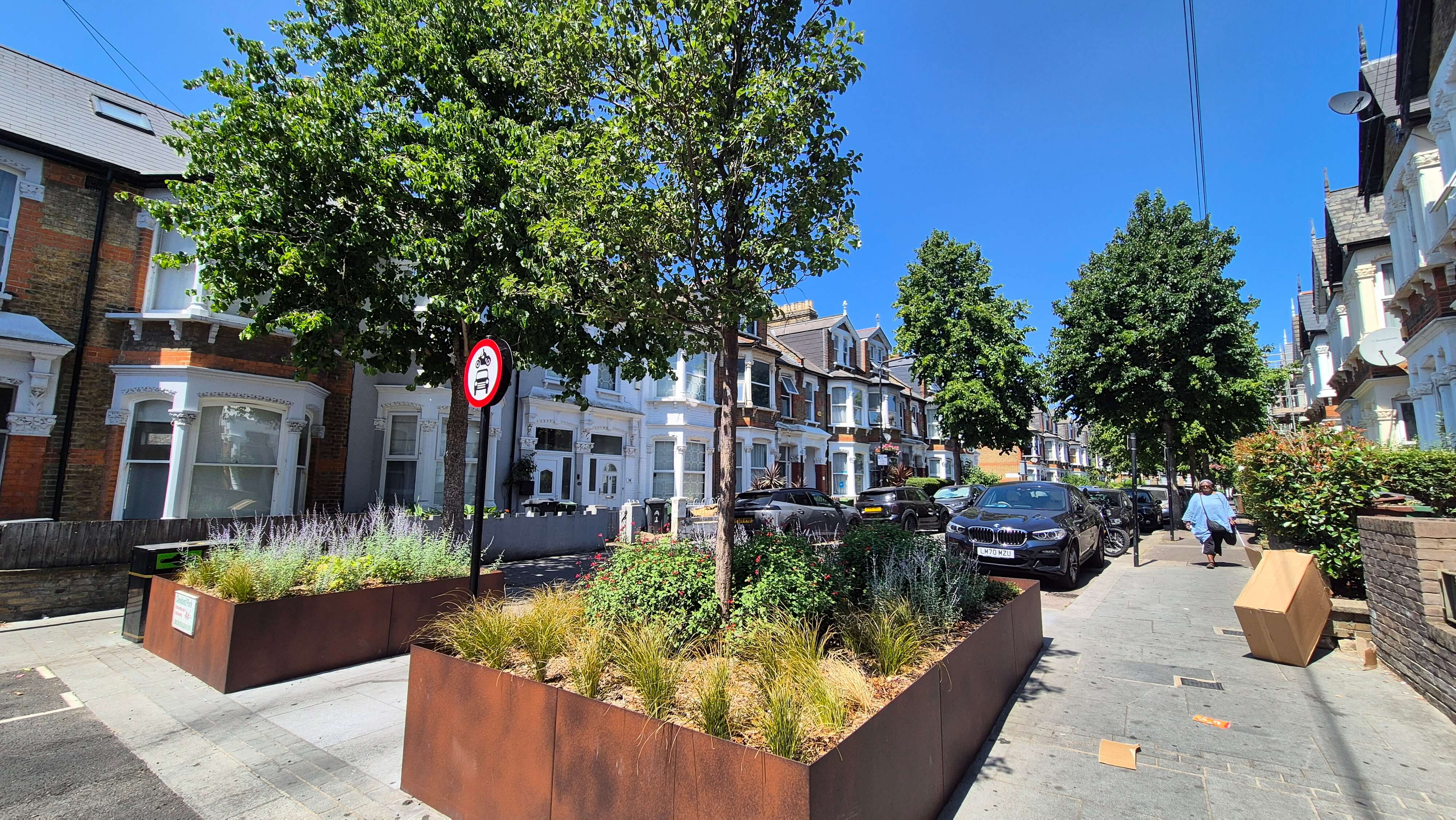 Walthamstow High Street Planting